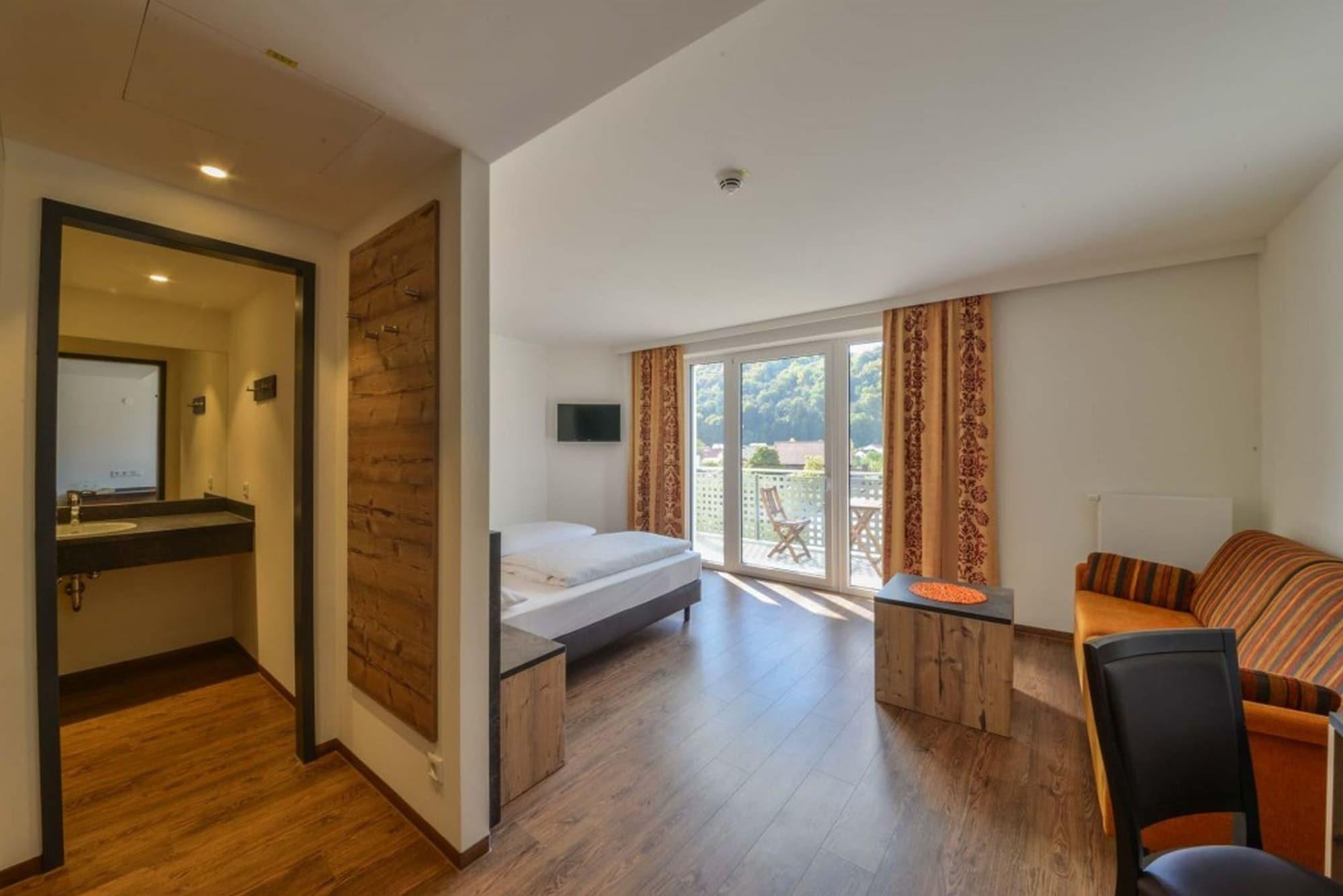 Hotel Gasthof Heckl Kinding Esterno foto