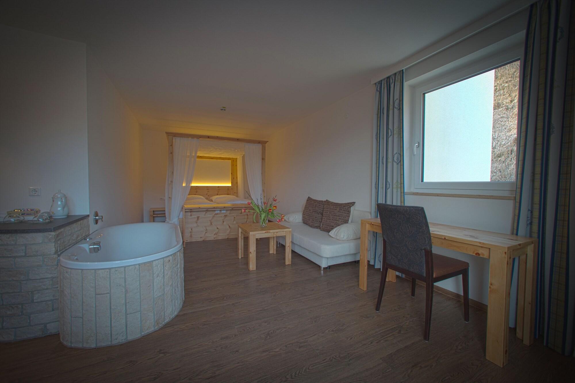 Hotel Gasthof Heckl Kinding Esterno foto